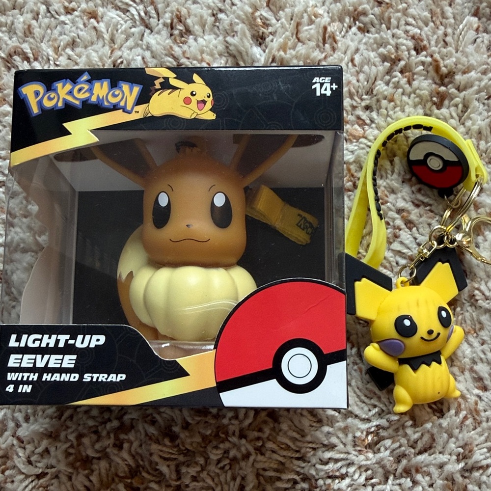 Sold/ not available Bundle: Pack of Pokémon cards - Picture 12 of 12